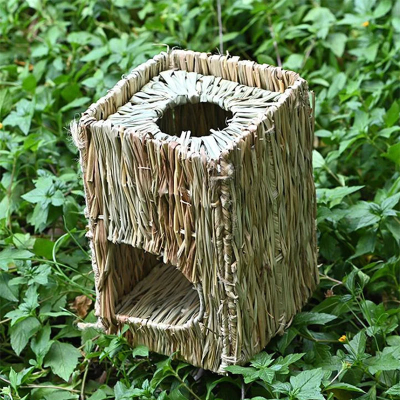 Foldable Woven Small Animal Grass Hide. Can be used as a Mat, House, Bed, Nests, or Hide